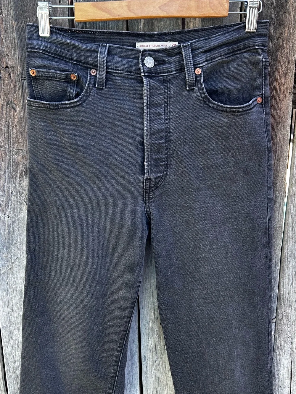 Levi’s Ribcage Straight Ankle Jean Black 28 - Picture 4 of 16